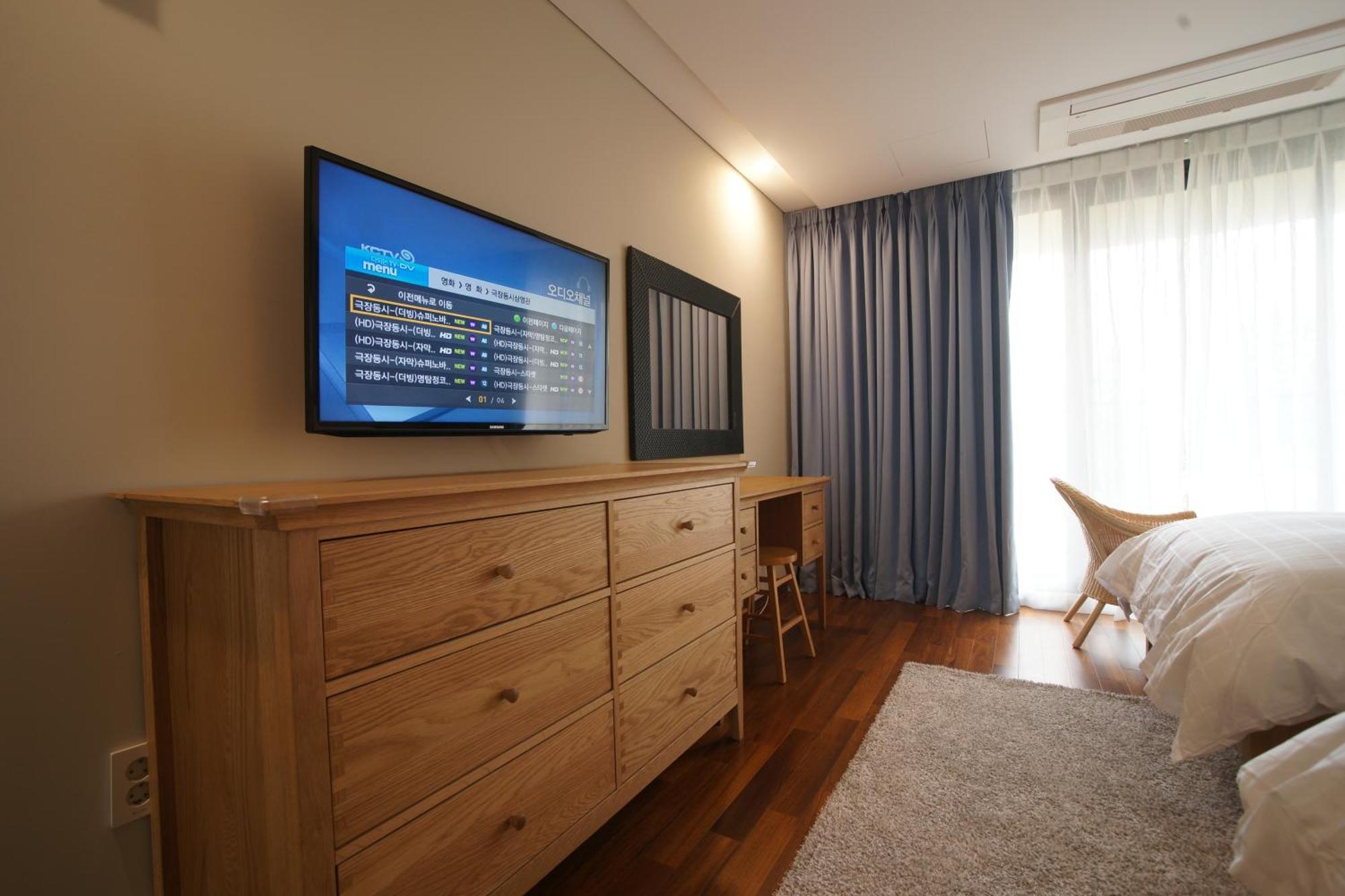 Illeinn Hotel Seogwipo Ngoại thất bức ảnh