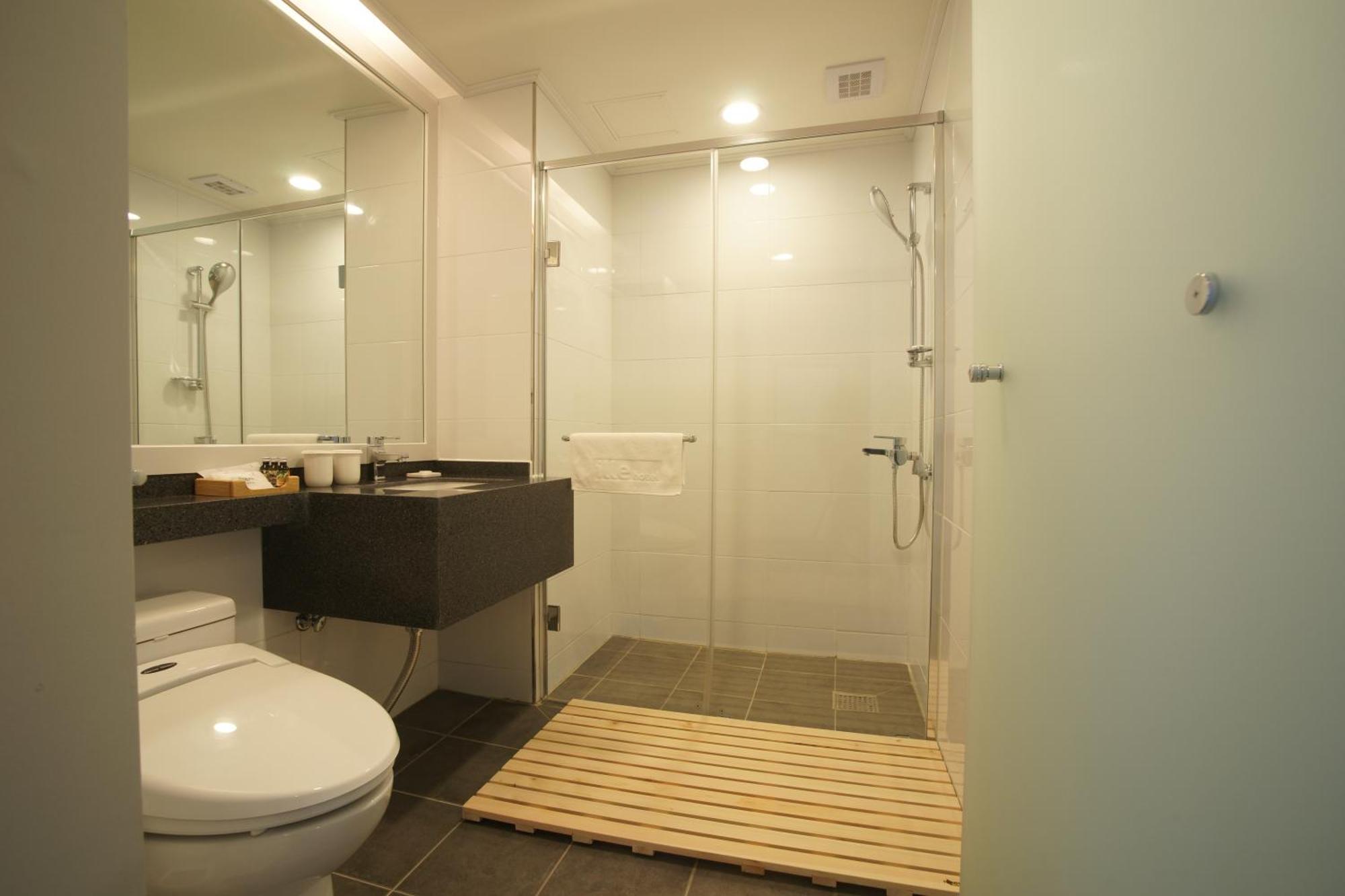 Illeinn Hotel Seogwipo Ngoại thất bức ảnh