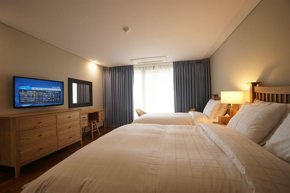 Illeinn Hotel Seogwipo Ngoại thất bức ảnh