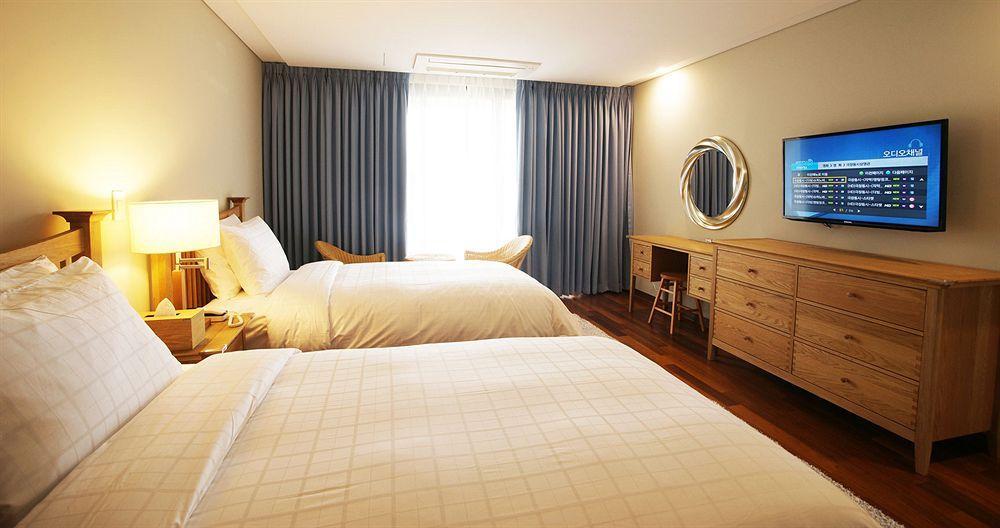 Illeinn Hotel Seogwipo Ngoại thất bức ảnh